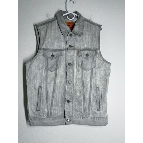 Levis Denim Trucker Vest Men’s Size L Acid Wash Button...